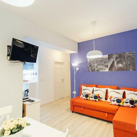 Colorful And Diaphanous- 3Bd 1Bth - Peral Seville Luaran gambar