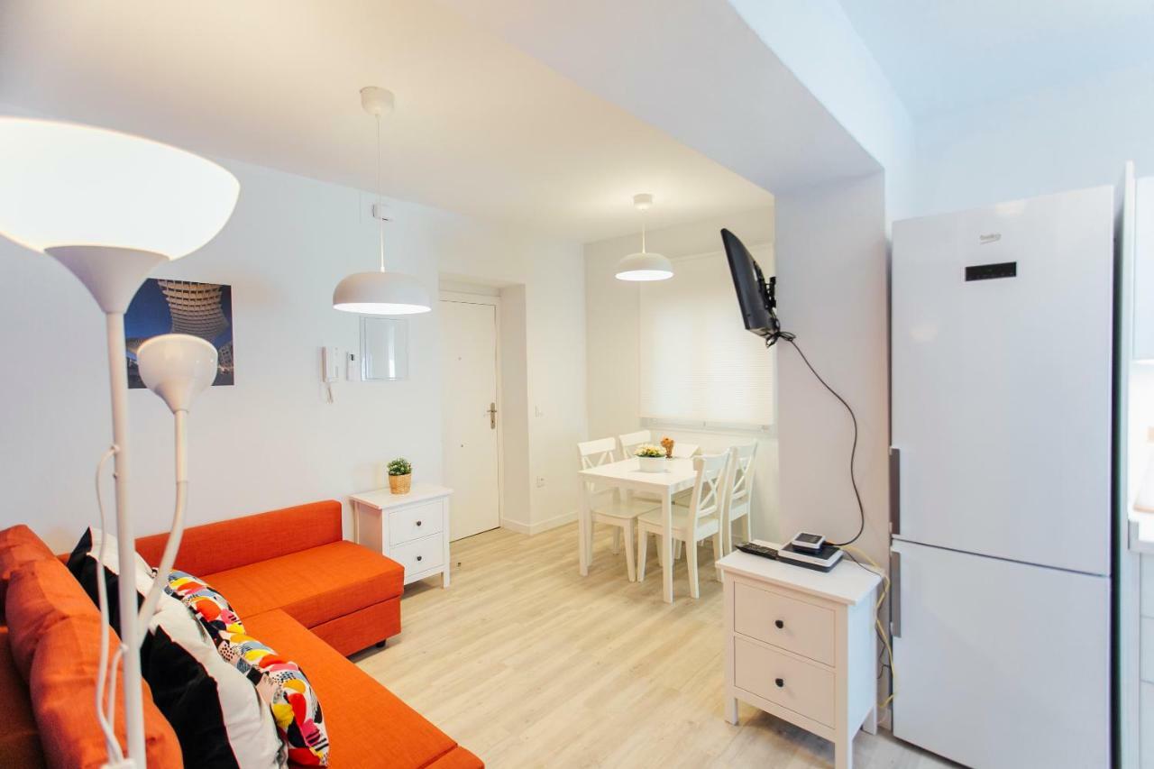 Colorful And Diaphanous- 3Bd 1Bth - Peral Seville Luaran gambar