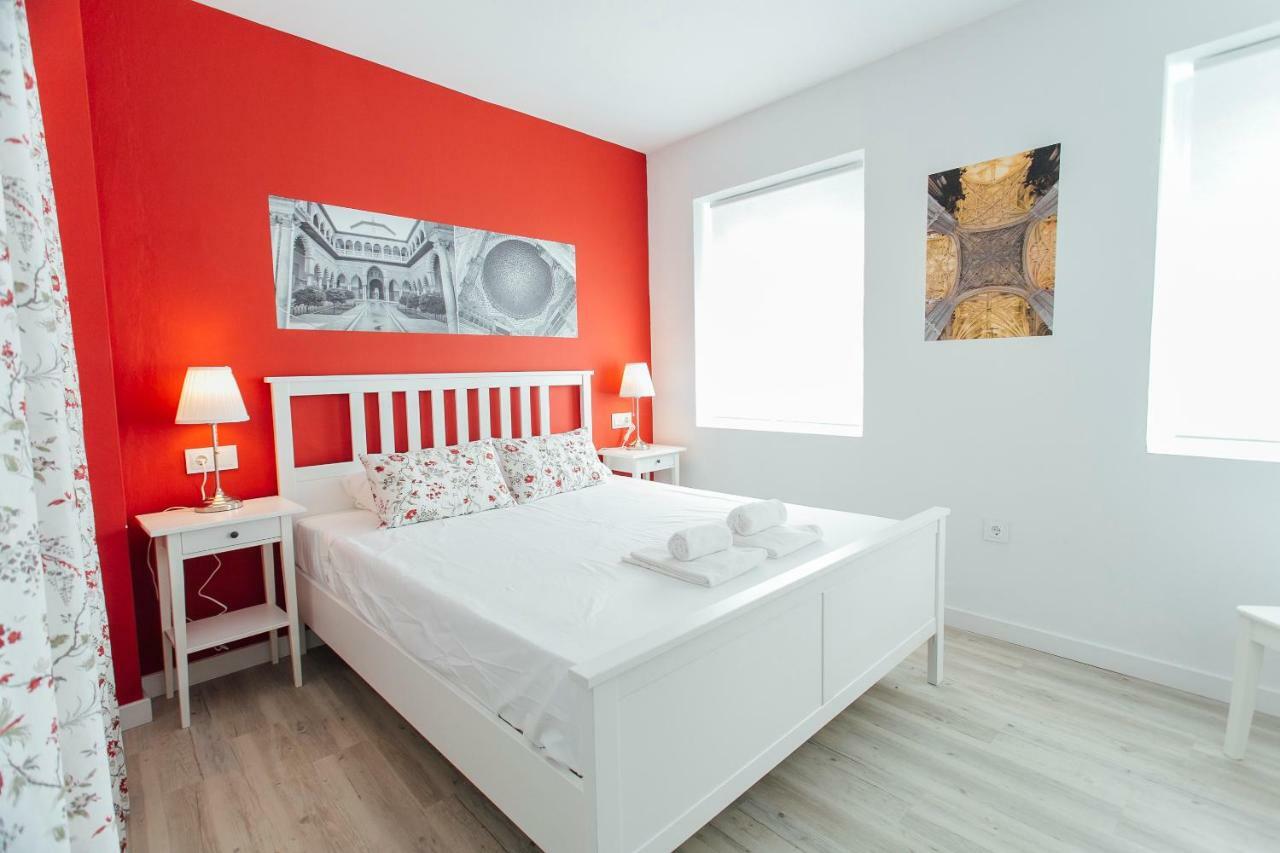 Colorful And Diaphanous- 3Bd 1Bth - Peral Seville Luaran gambar